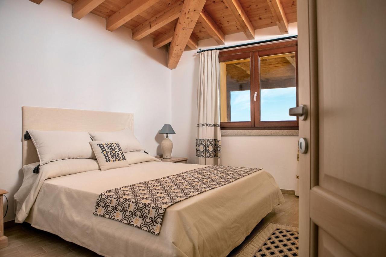 Punta Falcone Aparthotel 4*